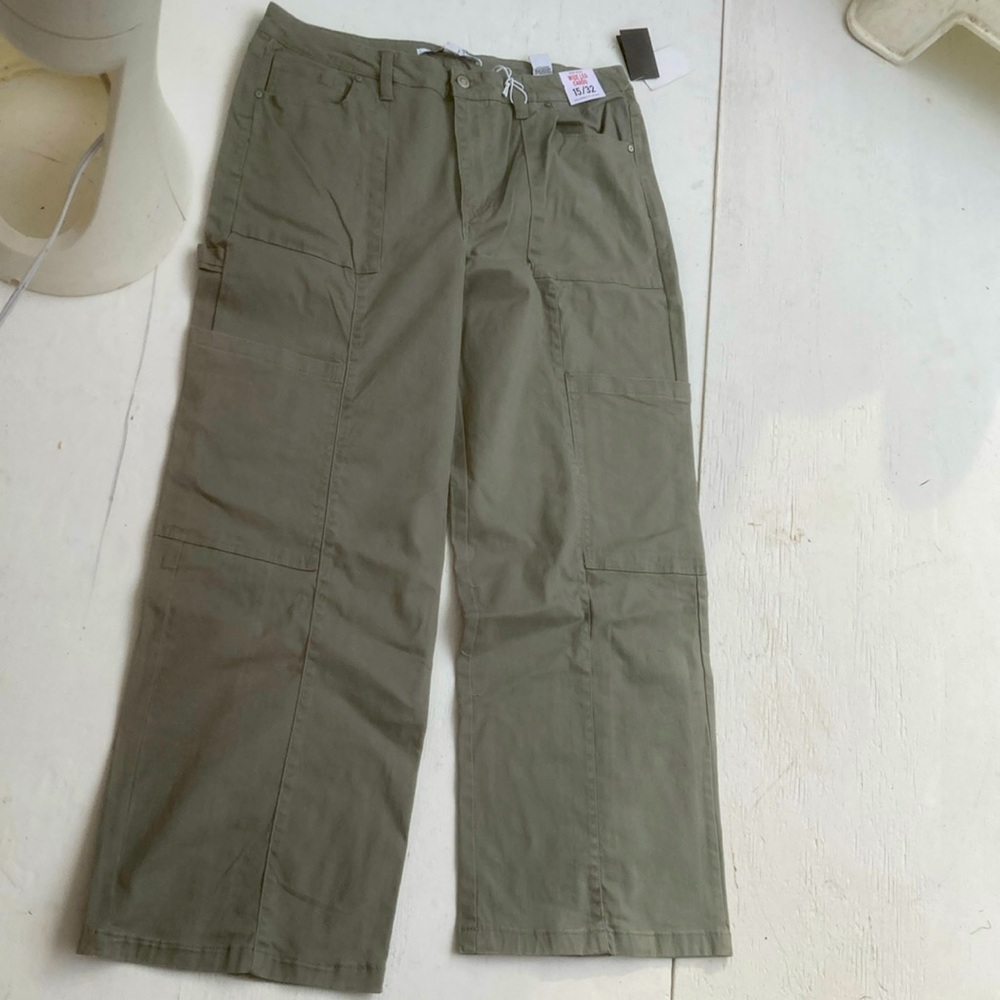 Celebrity pink Women pant